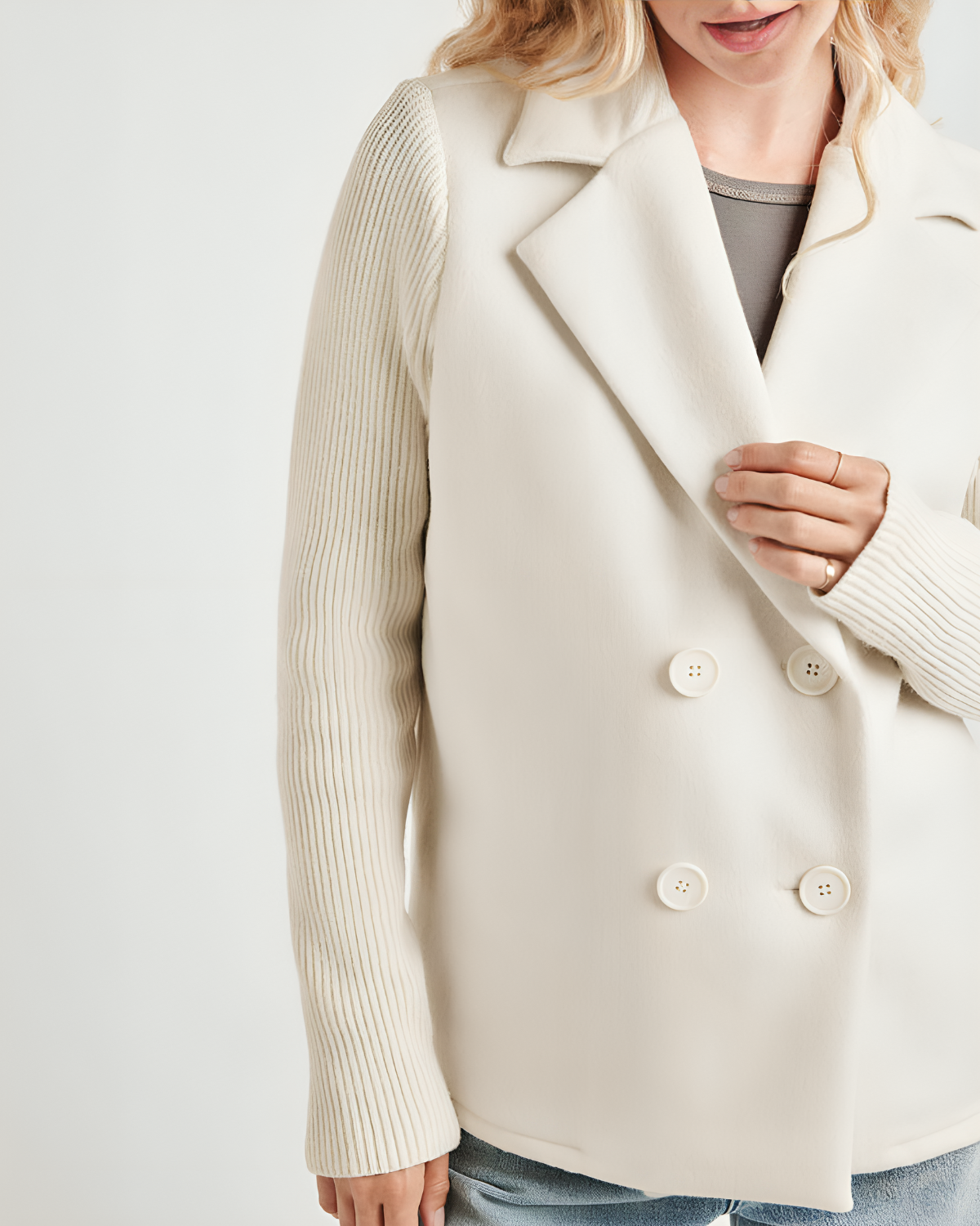 Camela™ Blazer Élégant à Manches Tricotées