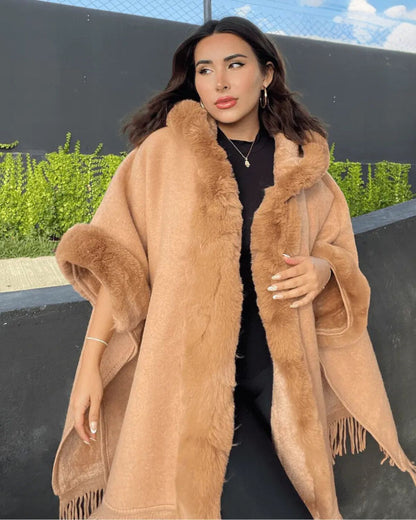 Poncho Élégant à Capuche et Franges