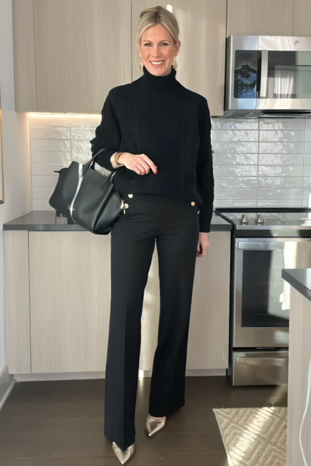 MARA | Pantalon Taille Haute à Boutons Dorés